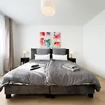 Apartment Duesseldorf City 4*