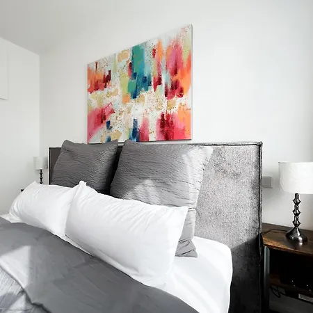 Apartment Duesseldorf City 4*