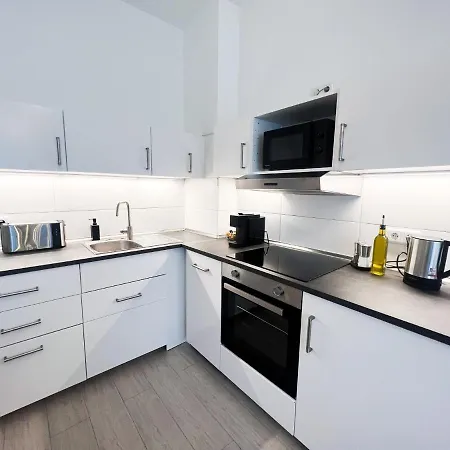 Aparthotel Apartment Duesseldorf City 4*